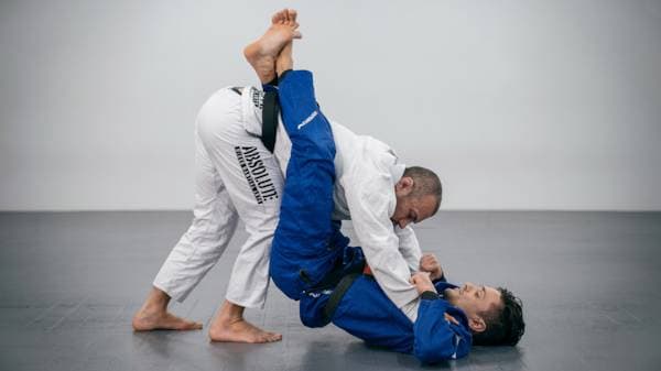 Opening Closed Guard