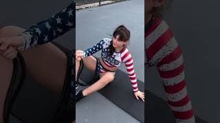 Some BJJ drills by the prodigy and best female grappler today, Helena Crevar! 🔥